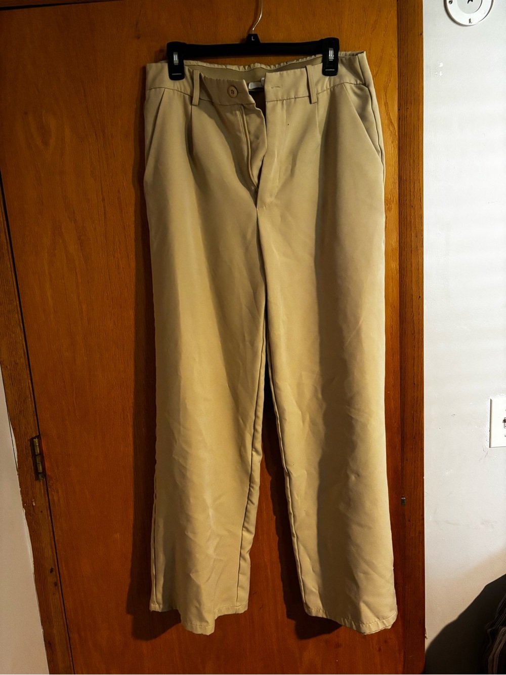 Women's Khaki Straight-Leg Pants - Classic Workwear